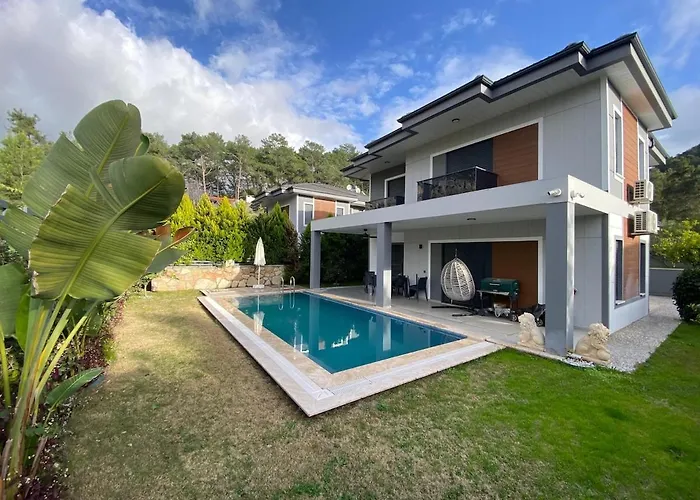 Goecek Cosy Villa